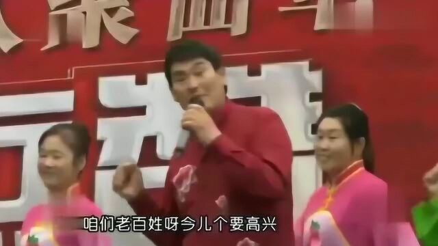 朱之文深情献唱一首《今儿个真高兴》,永恒的经典,欢快的节奏!