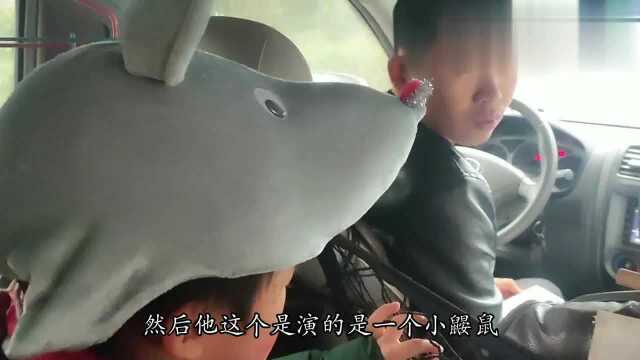 参加儿子幼儿园的活剧表演,看看子涵表演怎么样,现场老师好漂亮