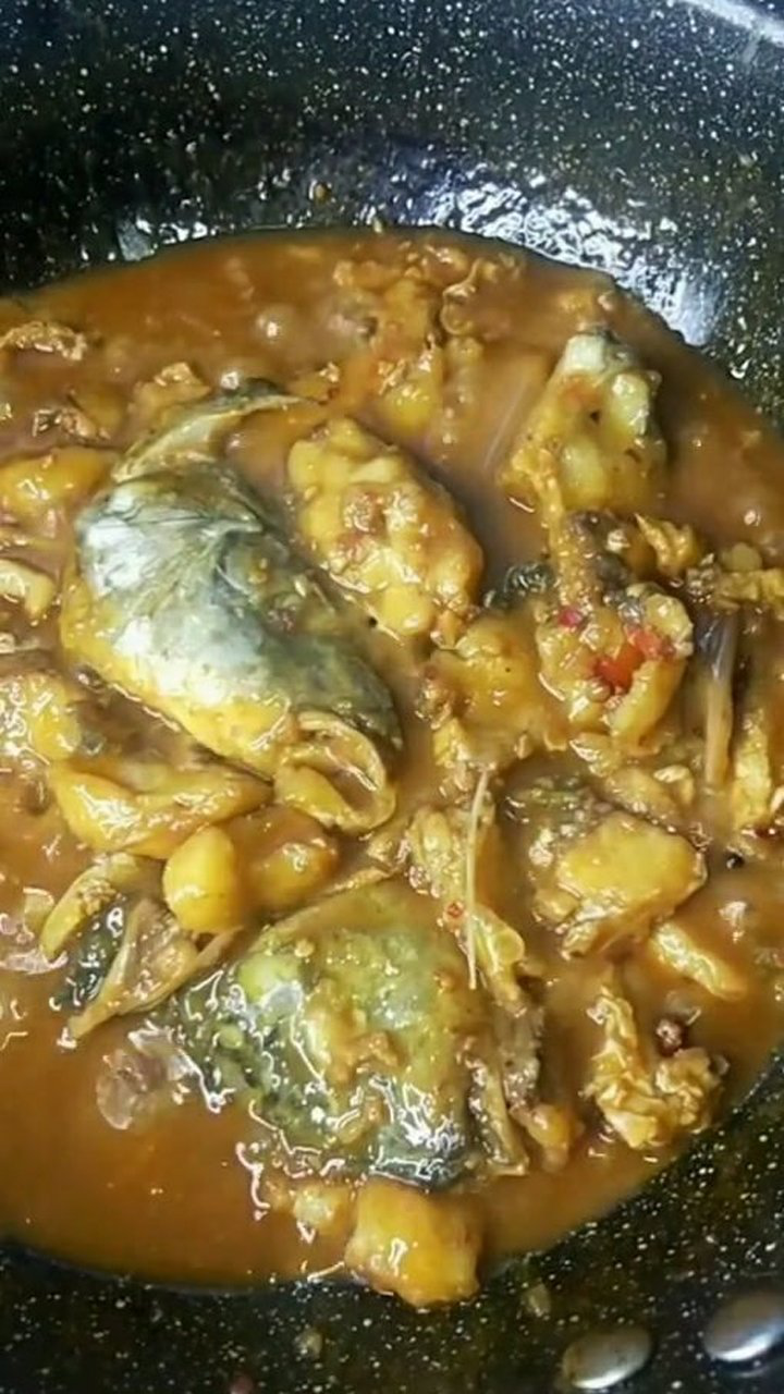 家常炖鱼块制作完成,香味诱人,快去做给孩子吃吧