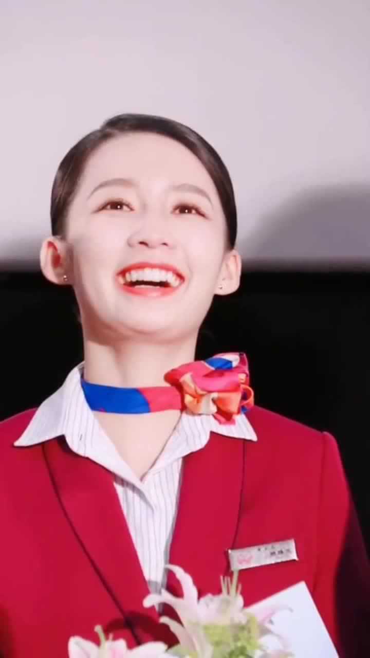 李沁笑起来真好看_腾讯视频