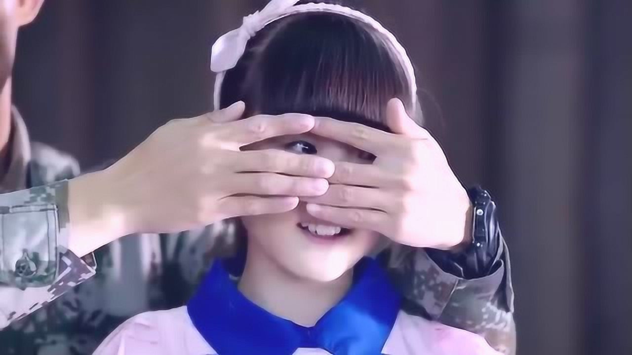 热血尖兵:路飞三人和刘佳快乐玩耍,这日子过得,部队有这种生活_高清