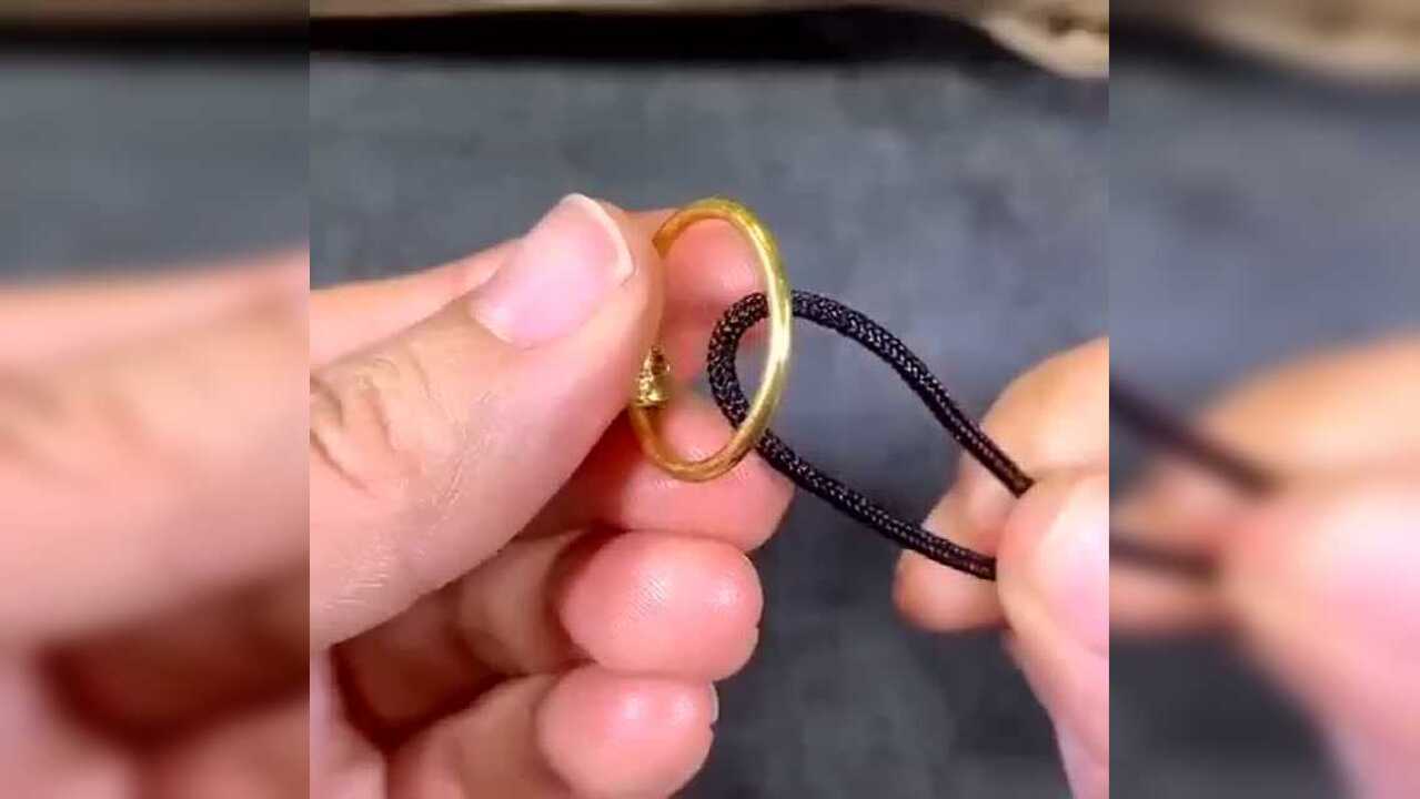 戒指小了或者不想戴了,快速编一条项链绳,你们觉得怎么样?