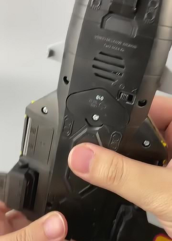 迪迦奥特曼里的航空母舰雅格第斯号