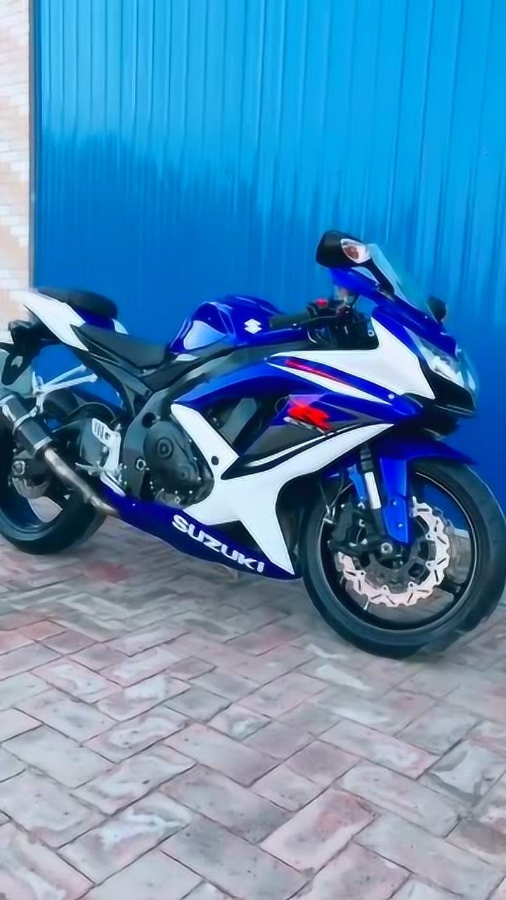 08年铃木摩托车,声浪好听,室外展示!