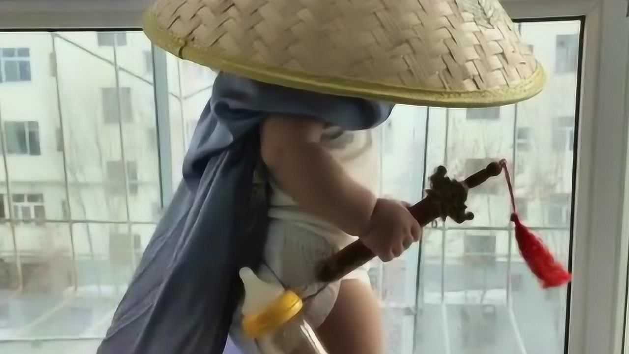 尿不湿大侠,江湖人称:尿布侠!