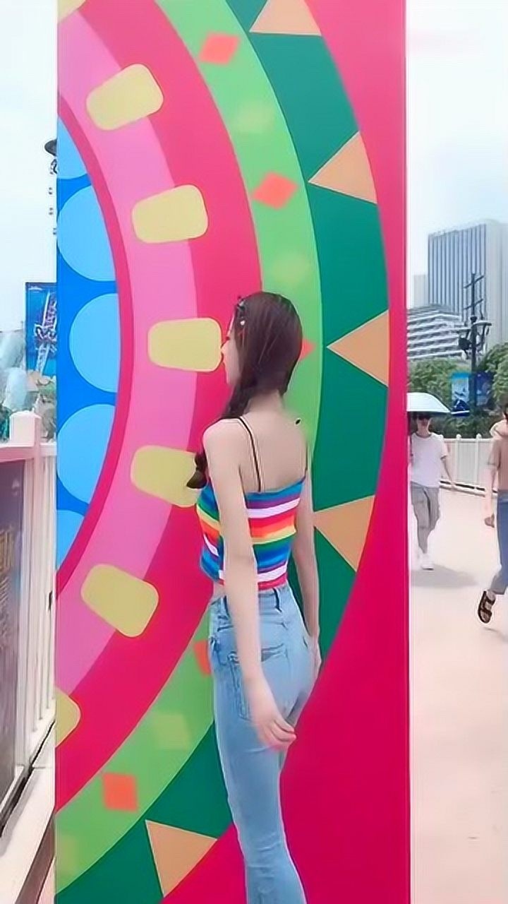 妈妈说看过肚脐眼就要娶回家了_腾讯视频