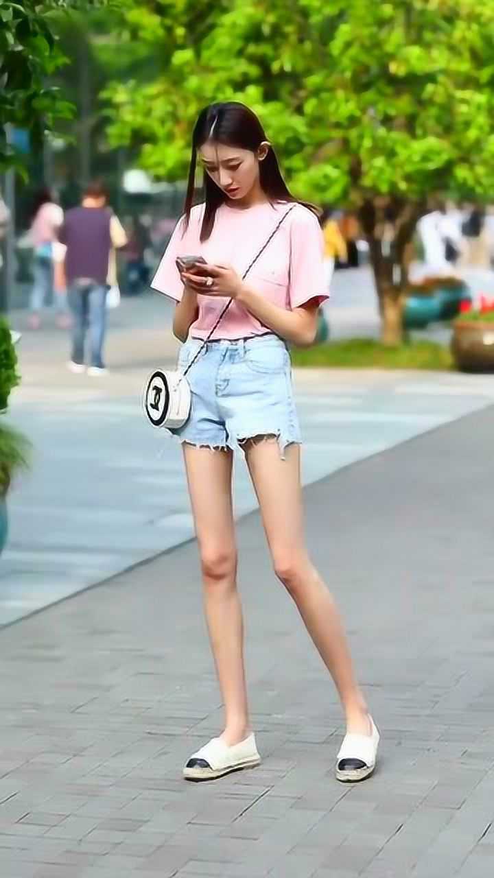 偶遇到一位1米76的长腿女神这颜值也太高了吧