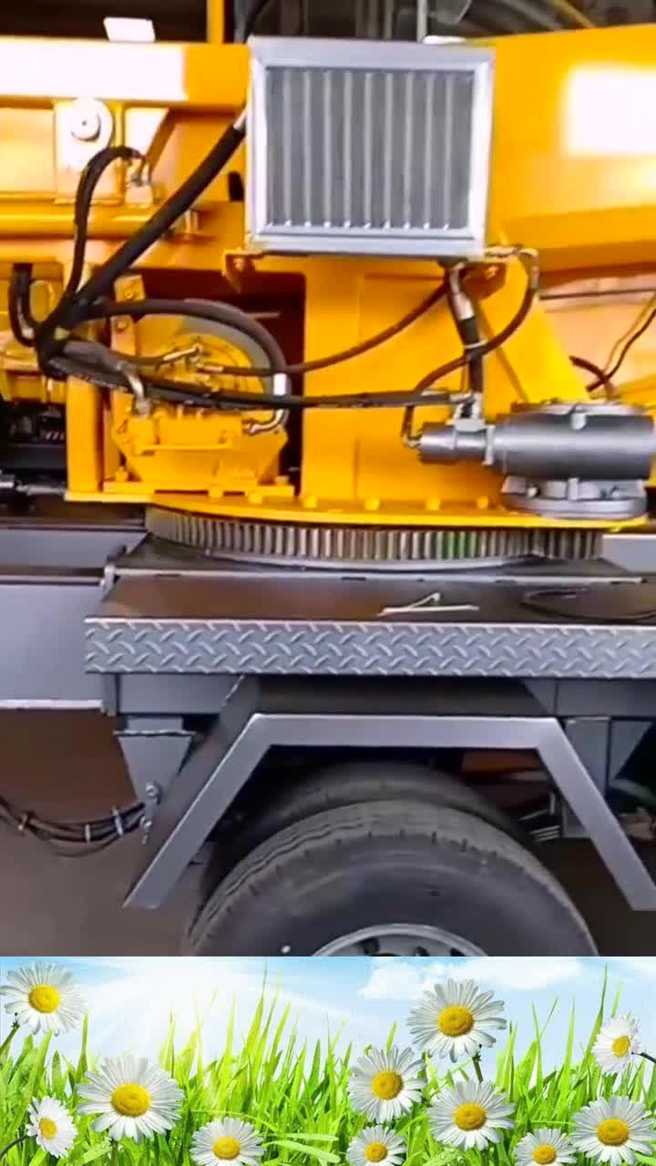 可以伸缩配重的吊车中国制造