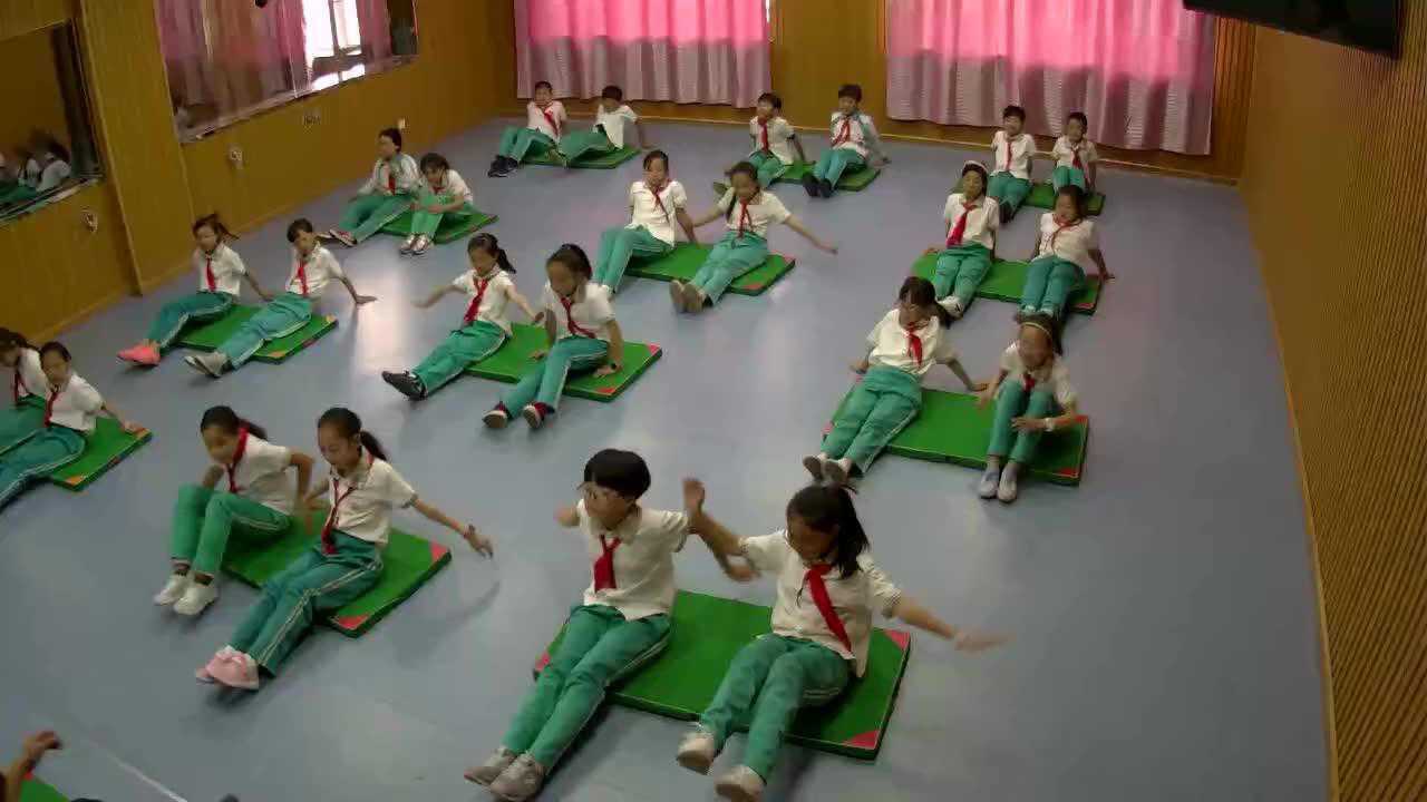 小学前滚翻教学视频_高清1080P在线观看平台_腾讯视频
