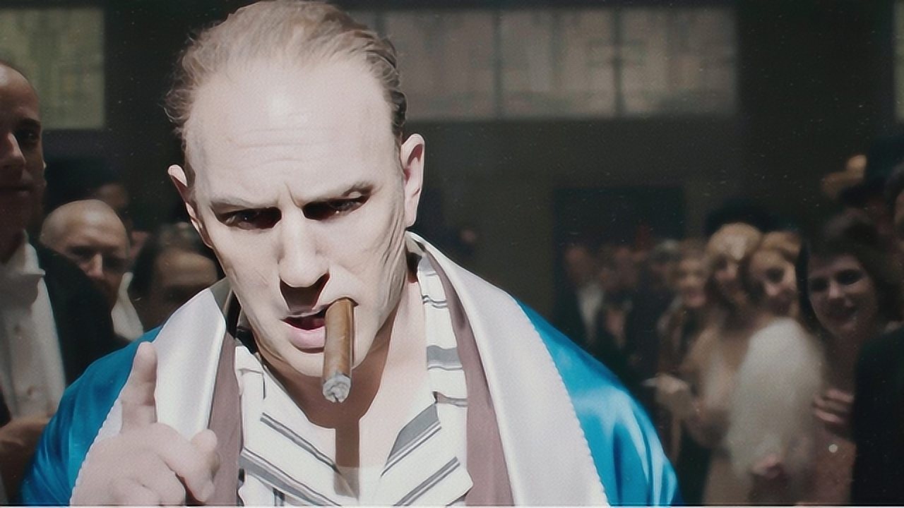 2020年另类电影《卡彭》,一个被自己暴力残酷的过往,困扰到死的老人!