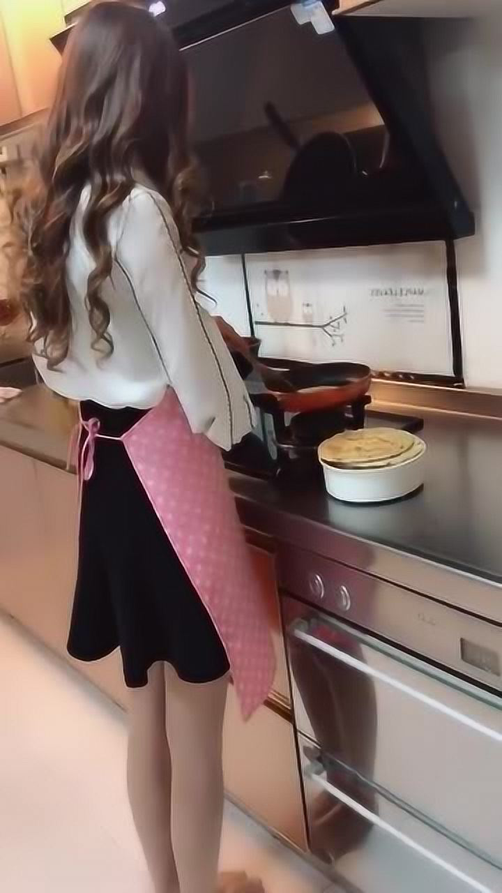 新请来的保姆300一天贤惠漂亮又能干这个价是不是值了