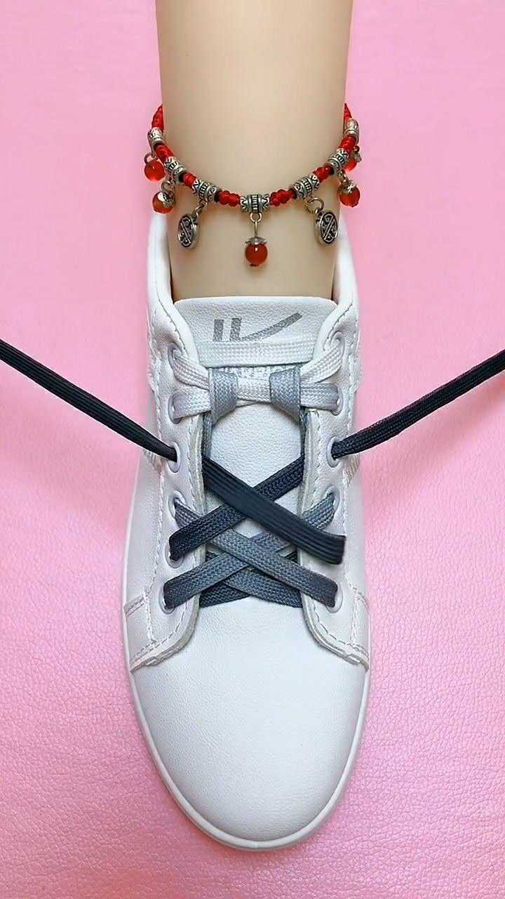 帅气男生都喜欢这样系鞋带看起来就是酷简单易学