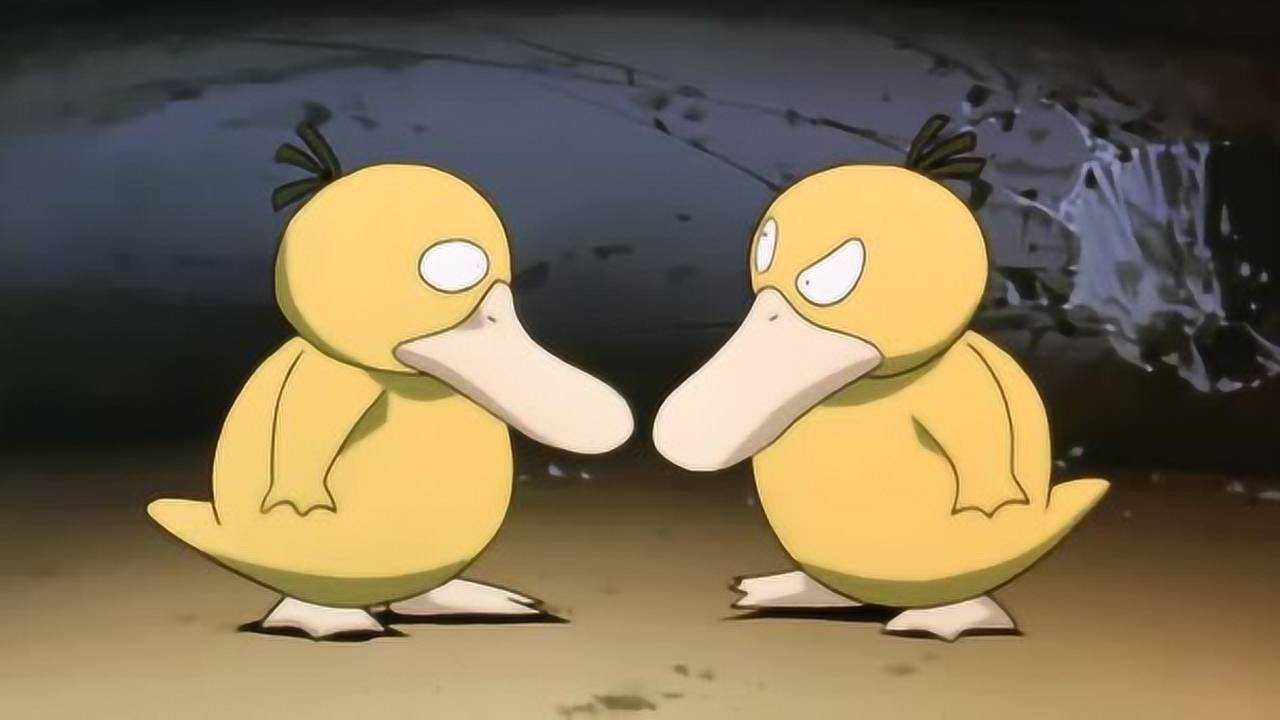 可达鸭单挑复制体,二人相互扇嘴巴,战斗极其"惨烈",看完别笑