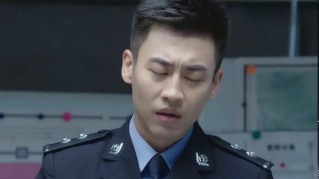 警察锅哥锅哥整理案情完整还原案发经过舞云却说出一个漏洞