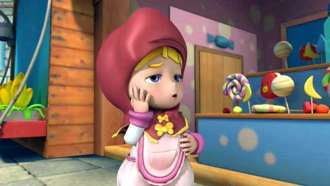 小红帽把镇店之宝棒棒糖给猪猪侠吃比头还要大