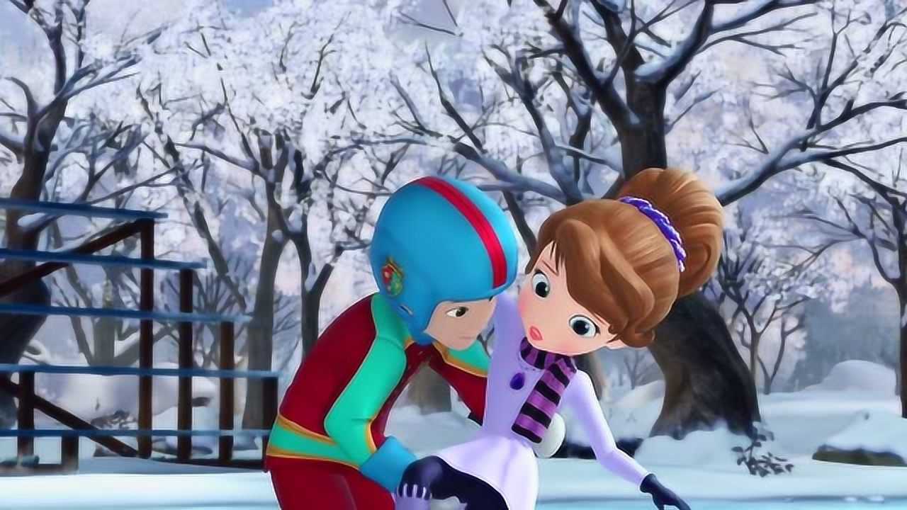 小公主苏菲亚苏菲亚练习冰舞差点摔倒雨果抱住了苏菲亚