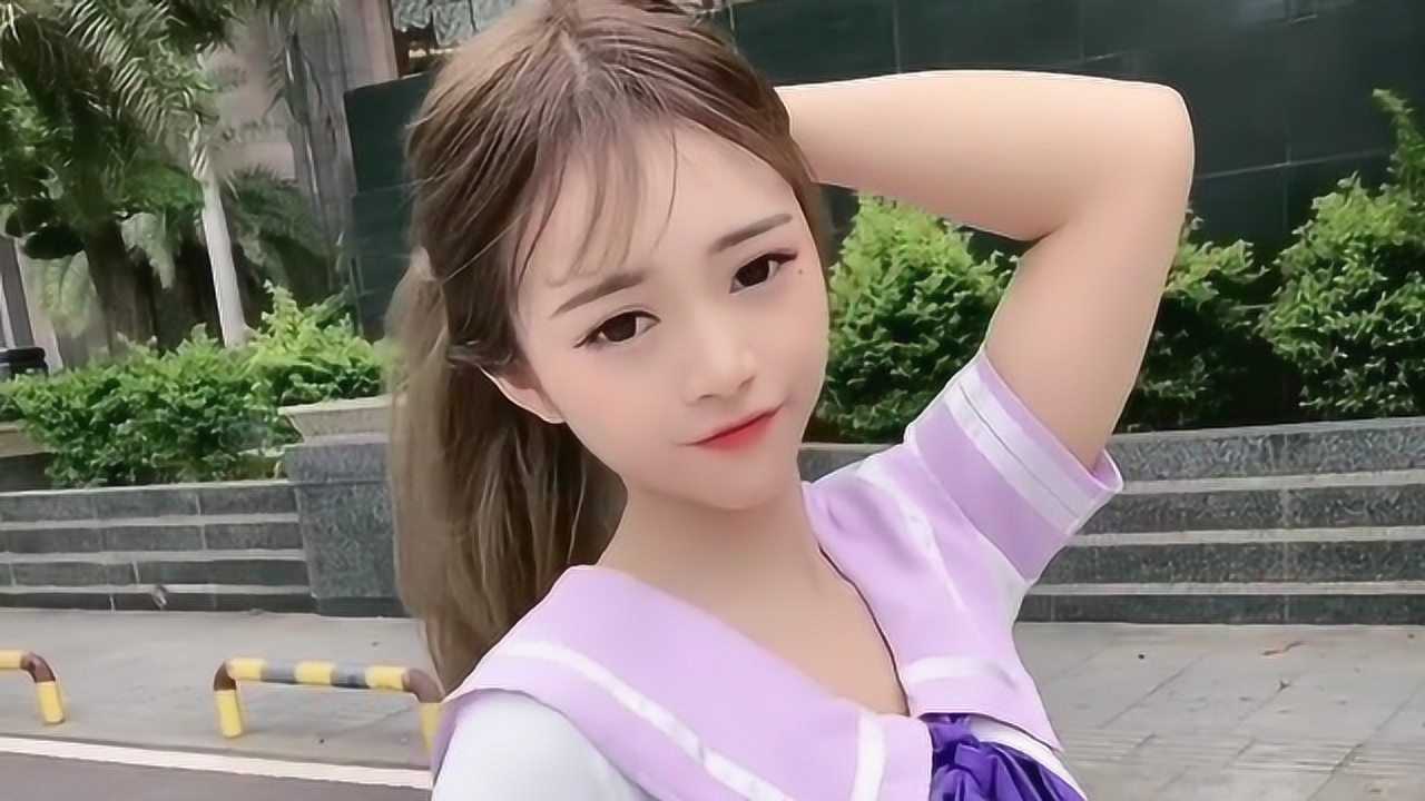 我朋友的女儿可长这么大了