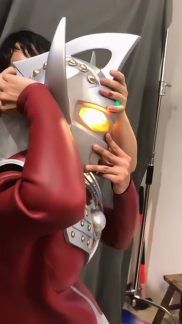 穿奥特曼皮套是一种什么体验今天的我就是泰罗奥特曼