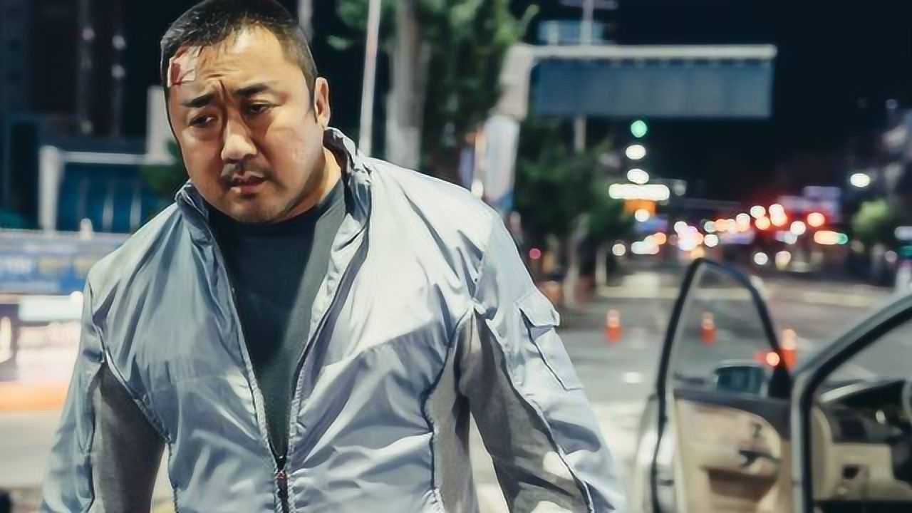 韩国动作电影邻里的人们想动我马东锡的学生让你尝尝我的拳头
