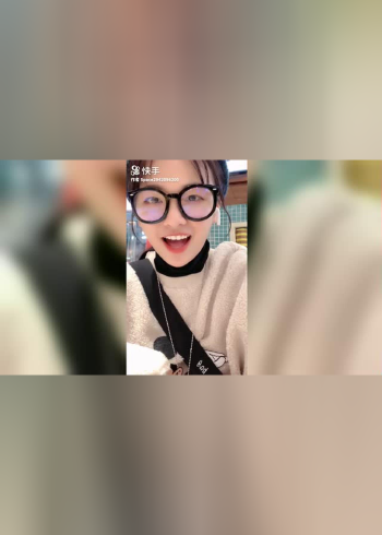 快手最可爱的女孩,笑最自愈的女孩——陈逗逗