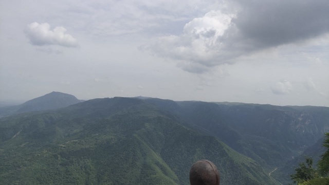 人生犹如登山