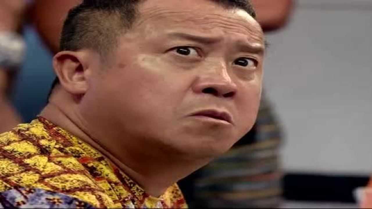 小时候憨憨的,长大后帅帅的蛊王罗恩啥都剪1213800:11有些傻子演博士