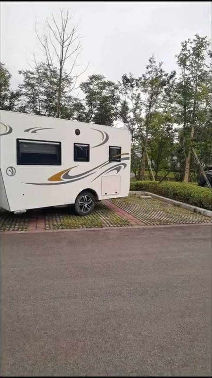 背驮式拖挂房车可拆卸设计真正的车房合一