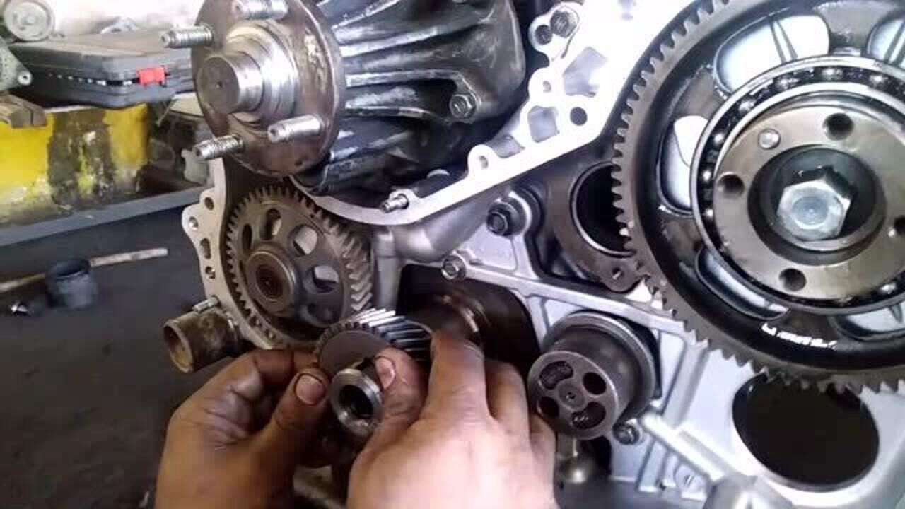 丰田皮卡引擎正时齿轮安装