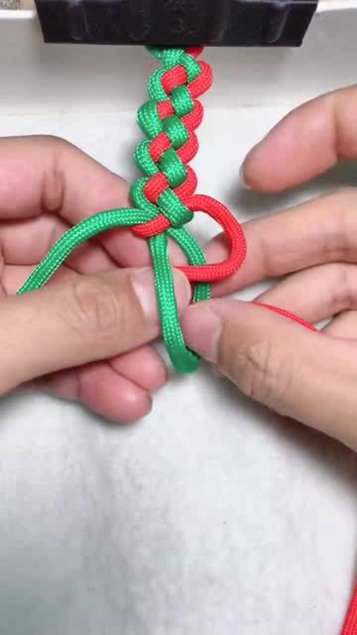 爱情锁:双锁情人结编织过程