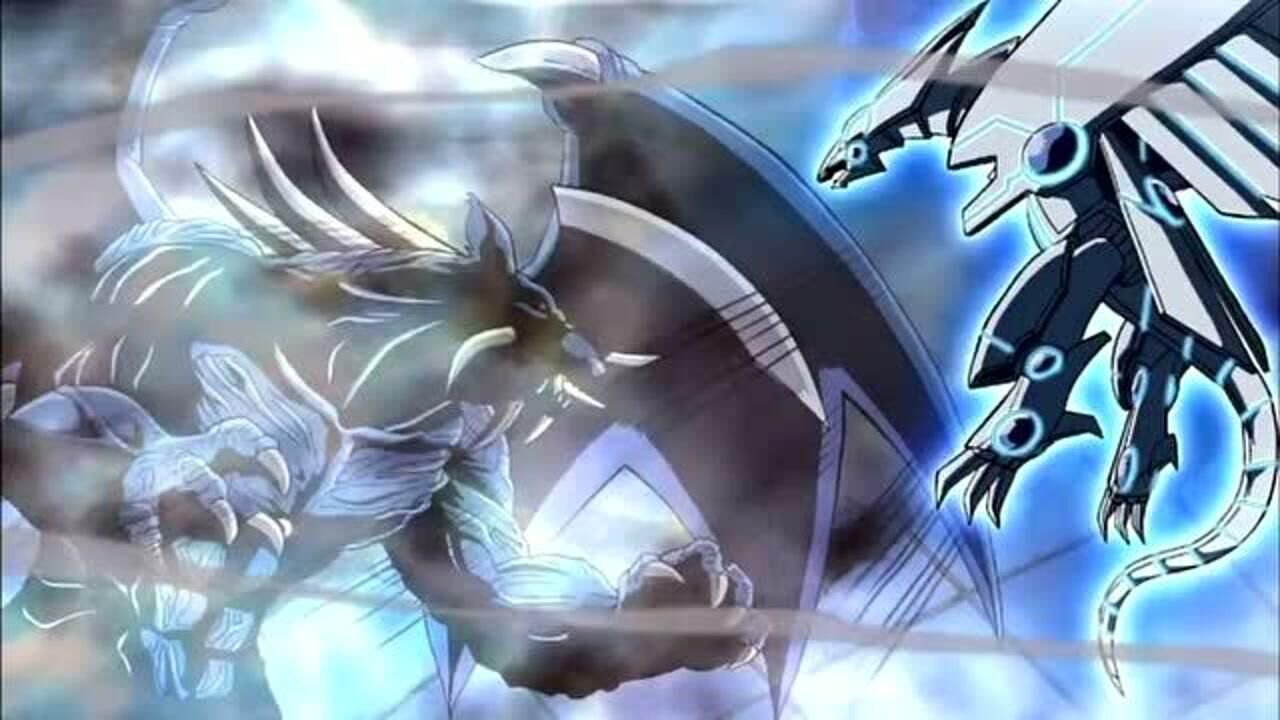 游戏王法老王和游矢联合召唤青眼光龙消灭了乌拉头身