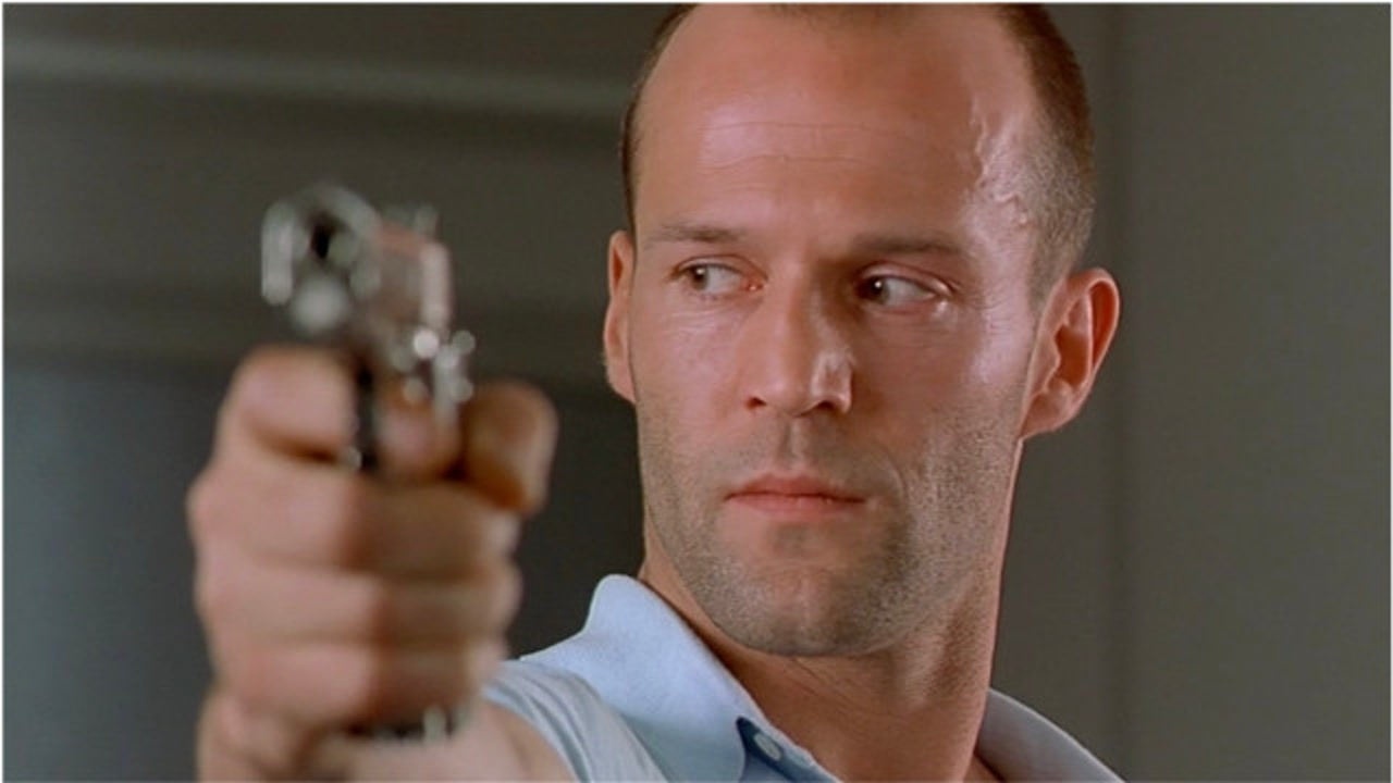 三分钟看完,h道特种兵瓦解h帮势力冒险救人,电影《非常人贩》