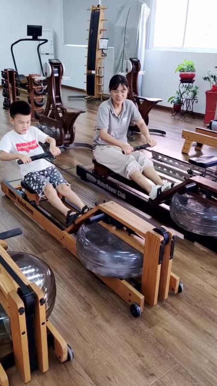 水阻划船机真实体验儿童也能用适合摆在家里全家人减脂