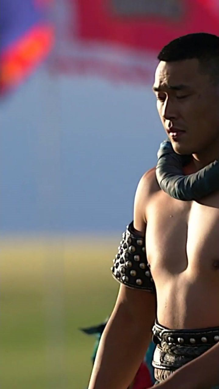 他来了195特木热巴特尔摔跤精彩瞬间