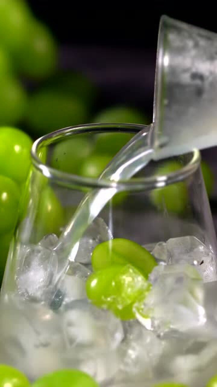 在家自己做水晶葡萄饮料,原汁原味,比买的好喝一百倍