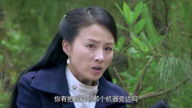 光影:小菊发现了鬼子的阴谋,奈美要发射细菌弹,不能让他们得逞