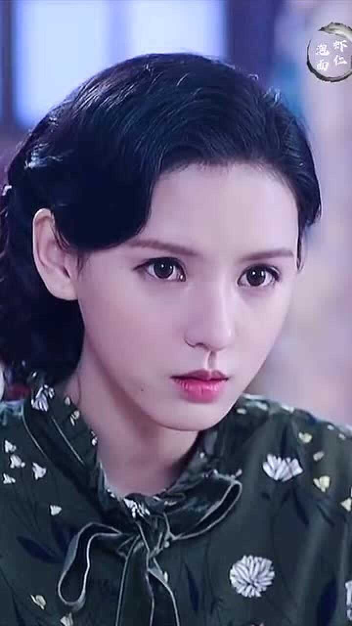 张予曦是公认的小说女主脸,清纯又美好