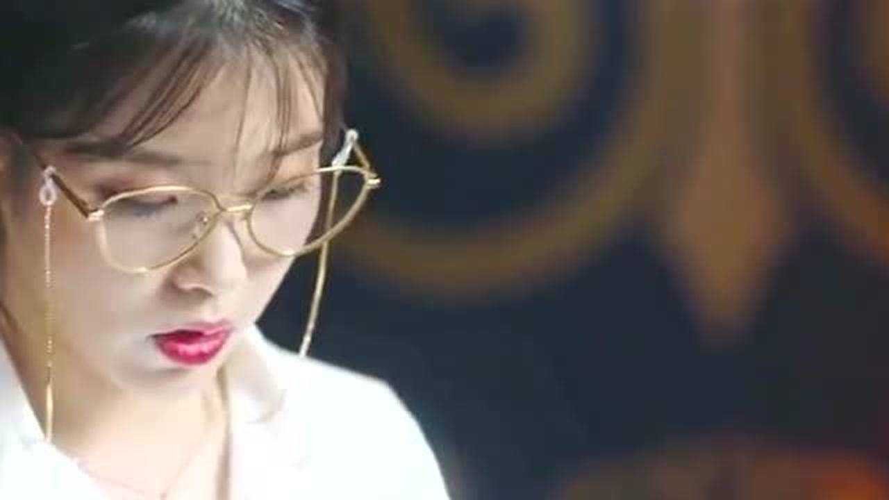 九尾狐传:都说张满月社长要是变老就是负责掌管三途川的夺衣婆,这气质