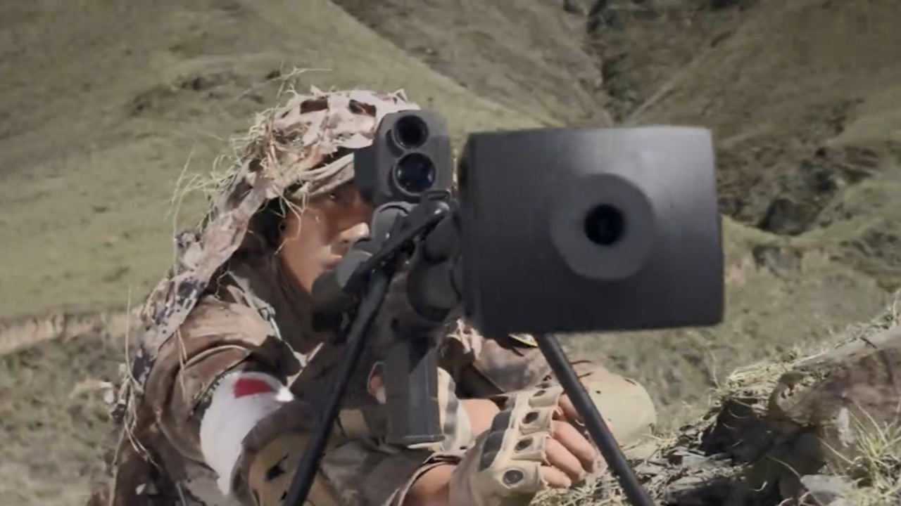 雪域雄鹰歹徒狙击手打黑枪特种兵直接端出重狙歹徒惨了