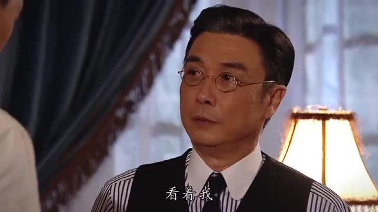 名媛望族:二少爷做贼心虚,不敢直视钟卓万,结果被打了耳光!