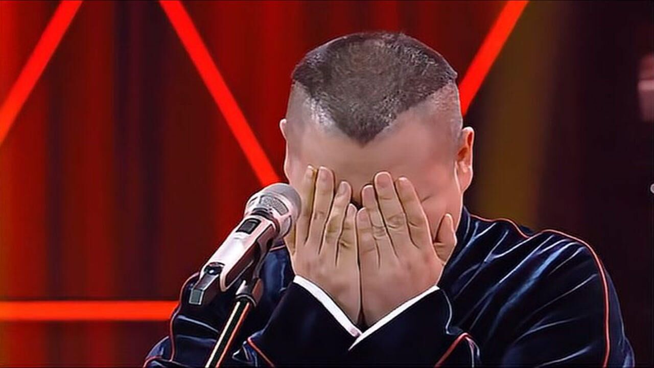 当全场美女唱起五环之歌岳云鹏害羞捂脸太可爱了