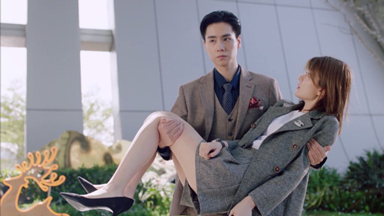 big磅来了小风暴花絮真的不能看太多胡一天乔欣拍摄现场疯狂撒糖有被