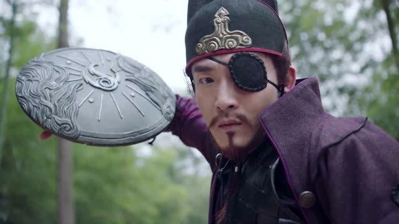 有翡李晟偷偷出寨仇天晋假装身负重伤引李晟上钩