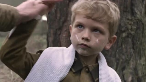 士兵5：战场上最小的士兵，只有6岁却很勇敢