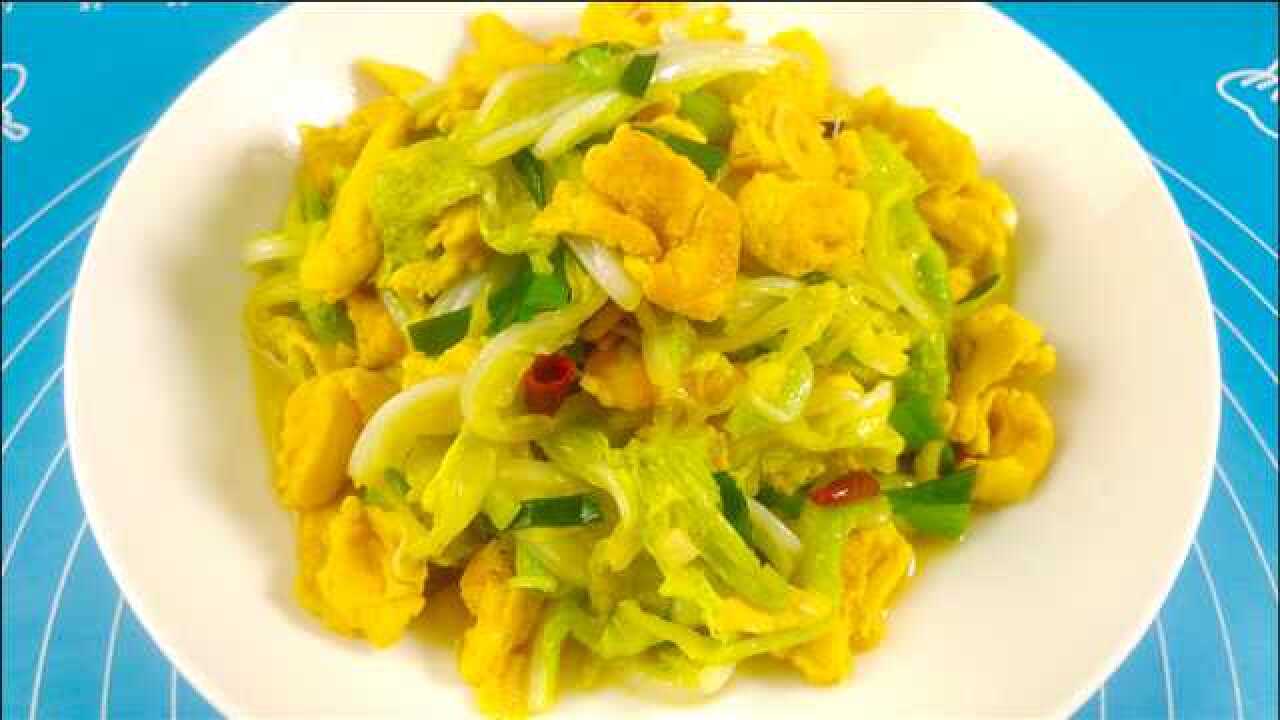 白菜炒鸡蛋好吃的做法营养美味好吃下饭我家一周吃五次