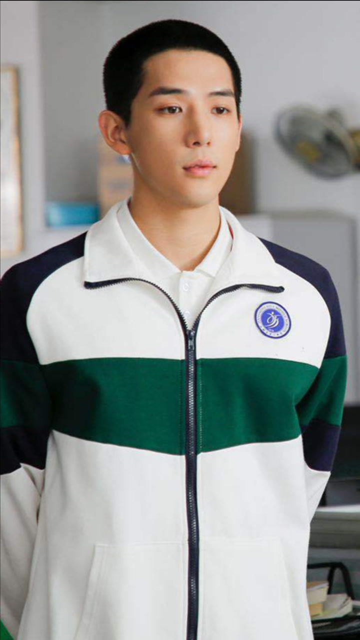 百岁之好一言为定每天都要像蒋正寒一样冲冲冲面对重压也要迎难而上哦