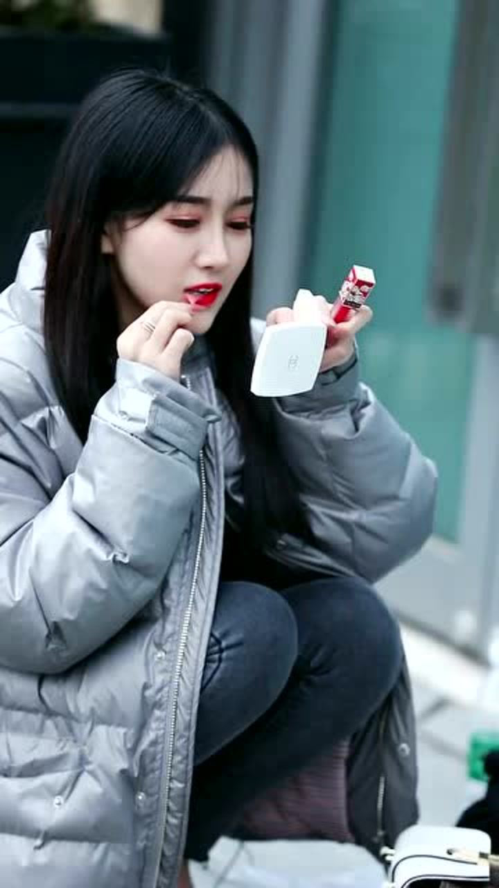 看着都疼迷人不过李青青