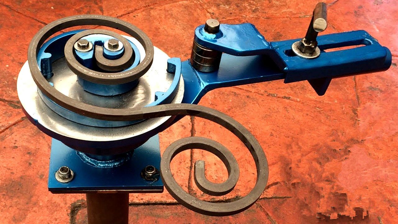 废旧零件不要扔,大叔教你自制金属滚动弯管机,成品让人满意