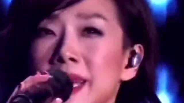 流行歌曲分享,林忆莲演唱一首老歌《曾经心痛》,歌词句句伤感