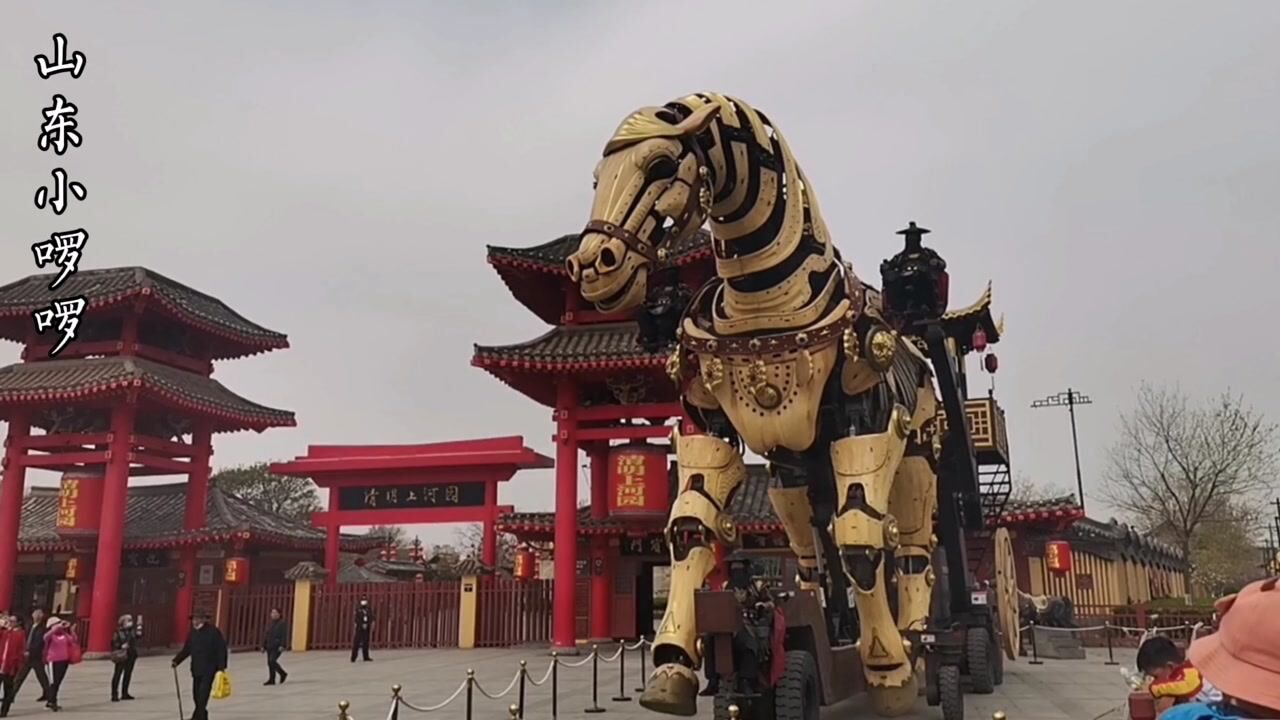 实拍开封千年清明上河园六米中华巨马表演精彩绝伦视觉超级震撼