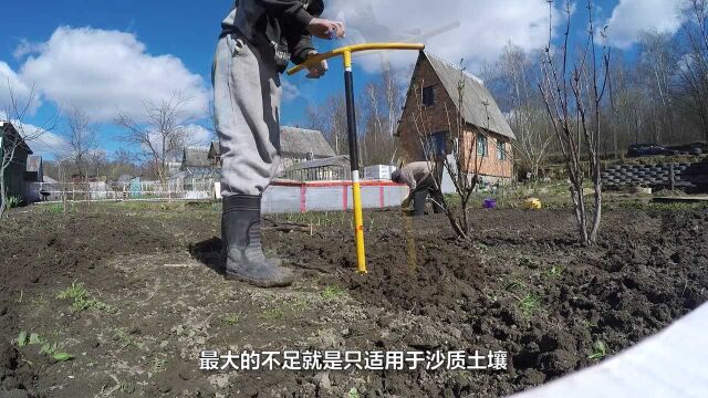 农村小哥发明“龙卷风”松土机,一天能松土3亩地,20元造一个